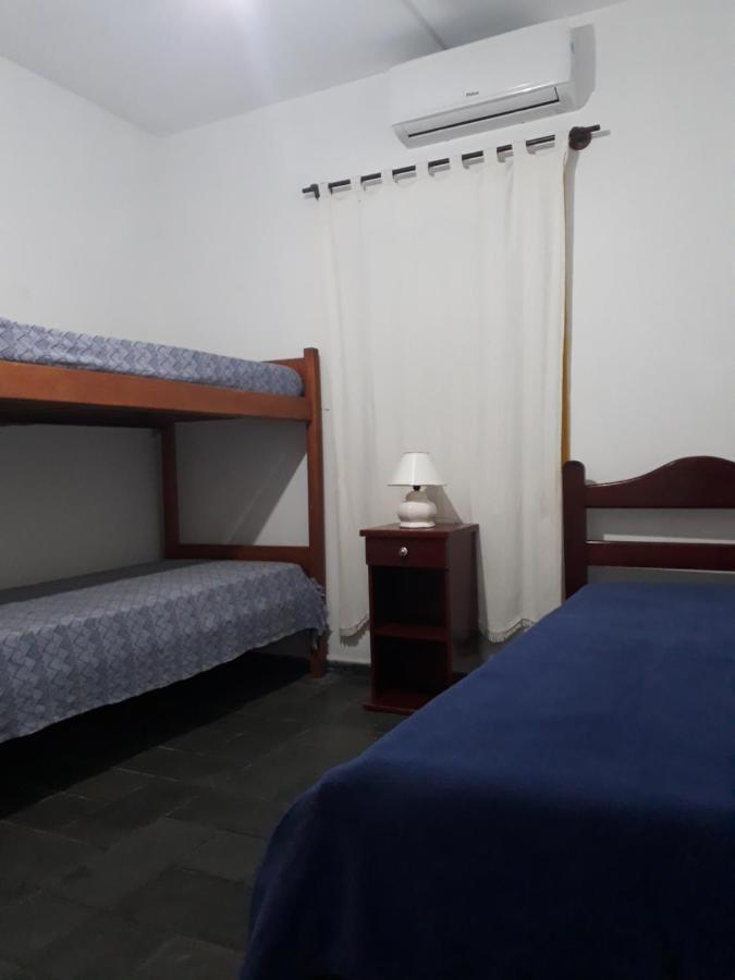 봄비나스 Residencial Colonial Amarelo A 150M Da Praia De Mariscal 아파트 호텔 외부 사진